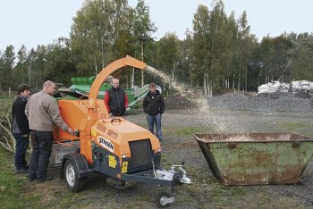 Štěpkovač Jensen A 530 XL pro drcení větví o průměru až 15 cm