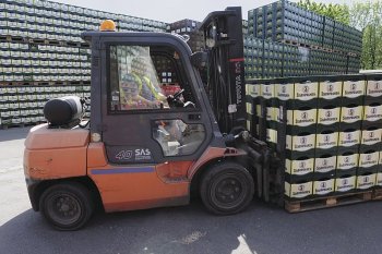 Spolehlivé a robustní průmyslové motory Toyota speciálně vyvinuté pro vysokozdvižné vozíky vynikají velmi vysokou účinností i v nízkých otáčkách a skvělou hospodárností; jejich minimální vibrace a hlučnost přispívá k vyššímu pohodlí obsluhy vozíku