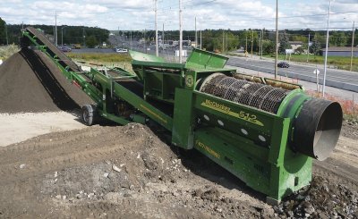 Bubnový třídič McCloskey 512 - recyklační aplikace