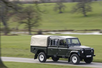 Land Rover Defender 130