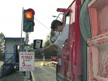 Bezobslužný provoz vah pomocí čipových karet