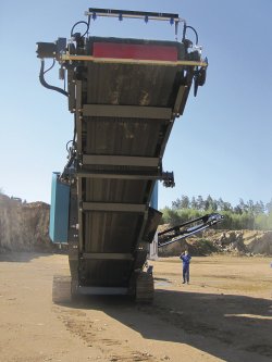 Mobilní čelisťový drtič Premiertrak 400 Pre-screen
