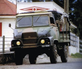 Marmon-Bocquet MH 600BS (1972), 80/59 (k/kW), řadový šestiválec 4,3 (l)