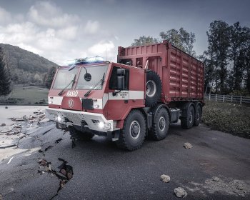 TATRA FORCE, 8&times;8, Multilift s H rámem