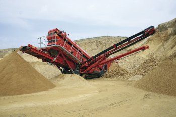 TEREX FINLAY 674