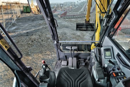 Minirypadla Yanmar mají prostornou, vyhřívanou a plně prosklenu kabinu, která poskytuje 360° rozhled