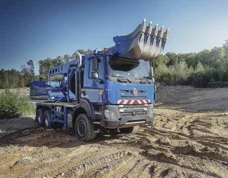 Hydraulické lopatové rýpadlo na podvozku Tatra Phoenix 6x6 jako další možná konfigurace prostavebnictví