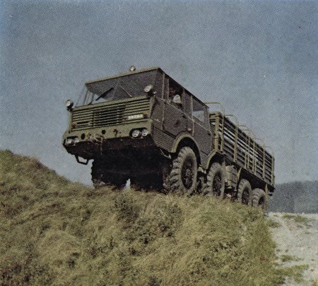 Armádní provedení, Tatra 813 „Kolos“, na podvozku 8×8