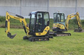 V JH Stavební stroje rozšiřují půjčovnu. Zákazníky oslovil i dovoz bazarových strojů ze zahraničí