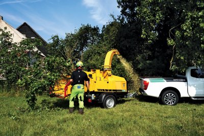  Štěpkovač Vermeer BC200XL je osazen benzínovým motorem Kubota o výkonu 57 koní.