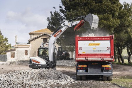 Rychlé cykly rypadla E88 jsou nedílnou součástí DNA strojů Bobcat.