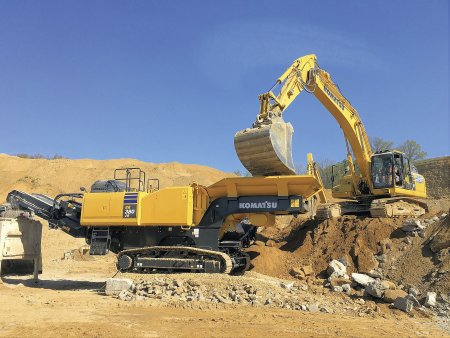 Mobilní čelisťový drtič Komatsu BR380JG-3.