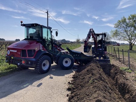 Nová řada nakladačů Yanmar (V7 a V7HW ) přinese nově řešenou platformu šasi.