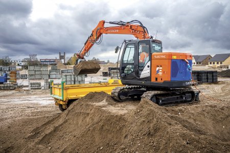 Model ZE85 se ukáže s novou baterií se zvýšenou kapacitou.