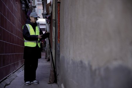 Skener RS10 umožňuje měřit i v místech se zhoršenou viditelností na nebe, v úzkých uličkách a rozích. Přesto si díky integraci několika technologií uchovává maximální přesnost při měření.