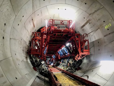 Se společností KERN Tunneltechnik SA, členem skupiny PERI, která bude na veletrhu bauma rovněž zastoupena, má nyní PERI ještě širší portfolio v oblasti tunelování.