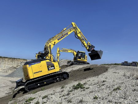 S provozní hmotností přes 15 tun a elektromotorem o výkonu 72,5 kW nabízí PC138E-11 plnohodnotný pracovní výkon srovnatelný s dieselovými modely. Foto: Komatsu Europe