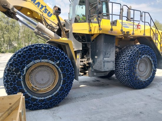 V Cemex Prachovice se řetězy pewag osvědčují už léta. Vedoucí lomu Ondřej Svoboda chválí jejich zpracování i životnost.