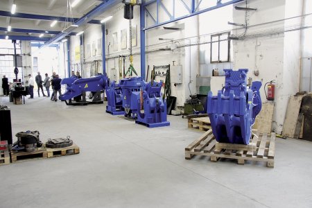 K vidění byly mimo jiné recyklační, demoliční a kovošrotové nůžky ARDEN Equipment.